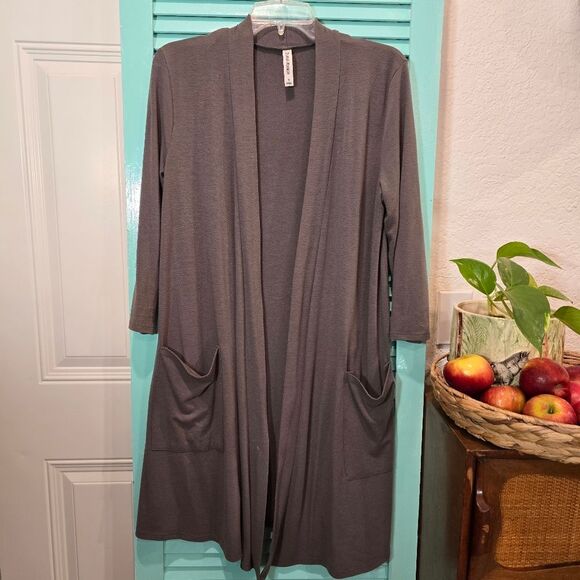 Zenana Outfitters Gray Cardigan Sweater - Picture 1 of 3